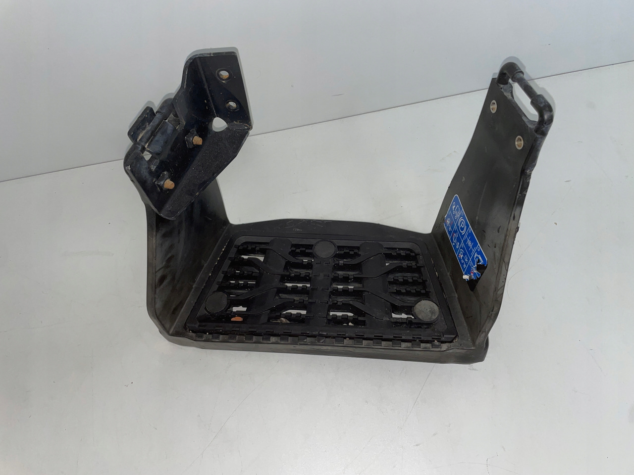 DOLNY STOPIEŃ STOPNICA MAN TG3 TGX TGS 3 81615016003 - Боковая подножка для Грузовиков: фото 2 DOLNY STOPIEŃ STOPNICA MAN TG3 TGX TGS 3 81615016003 - Боковая подножка для Грузовиков: фото 2