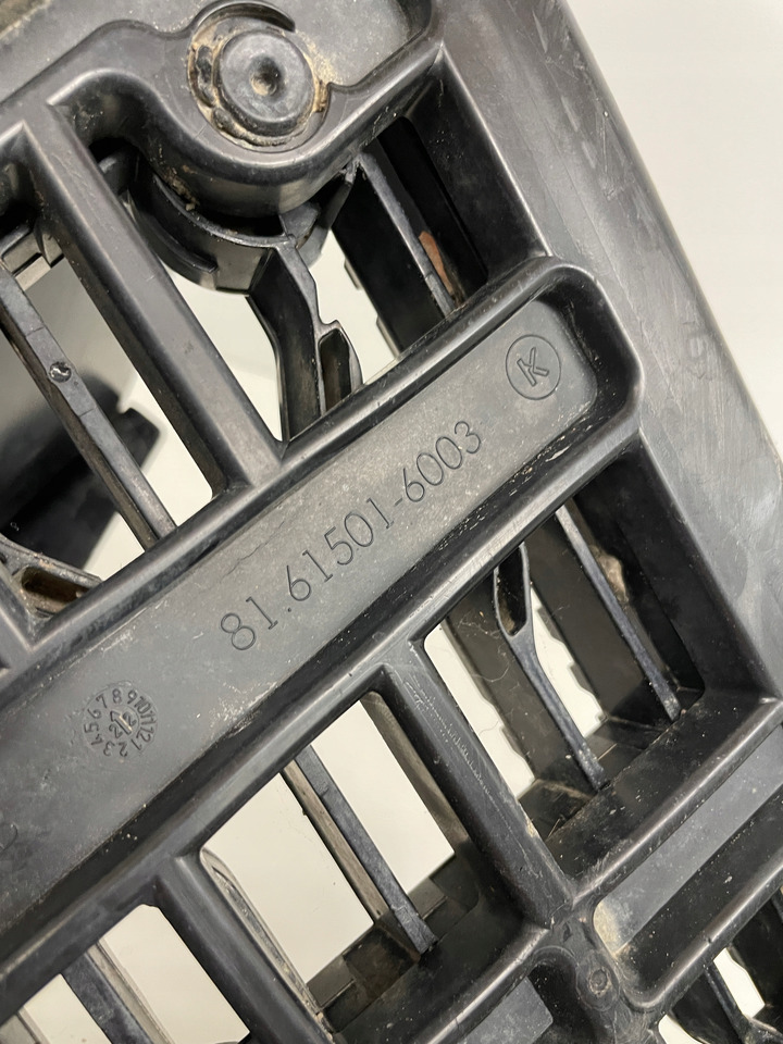 DOLNY STOPIEŃ STOPNICA MAN TG3 TGX TGS 3 81615016003 - Боковая подножка для Грузовиков: фото 4 DOLNY STOPIEŃ STOPNICA MAN TG3 TGX TGS 3 81615016003 - Боковая подножка для Грузовиков: фото 4