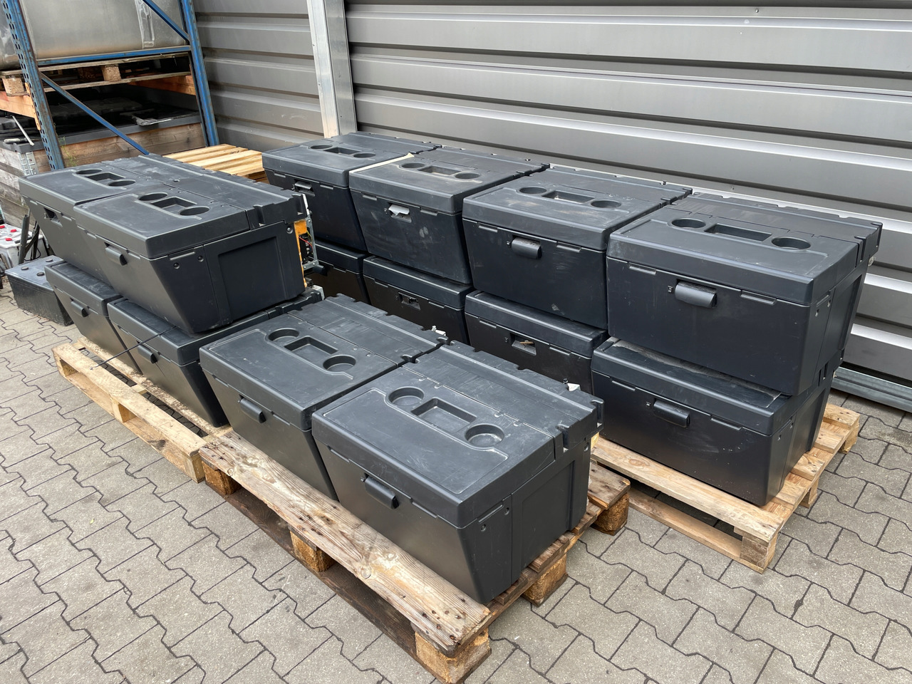 LODÓWKA IVECO HI-WAY HI WAY STRALIS - Кабина и интерьер для Грузовиков: фото 1 LODÓWKA IVECO HI-WAY HI WAY STRALIS - Кабина и интерьер для Грузовиков: фото 1