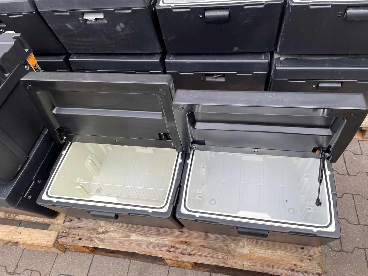 LODÓWKA IVECO HI-WAY HI WAY STRALIS - Кабина и интерьер для Грузовиков: фото 5 LODÓWKA IVECO HI-WAY HI WAY STRALIS - Кабина и интерьер для Грузовиков: фото 5