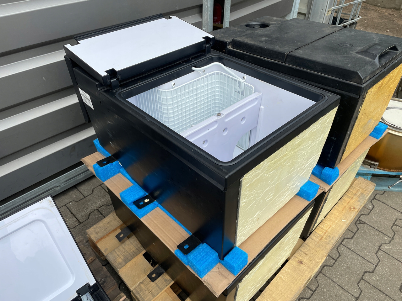 LODÓWKA RENAULT GAMA T RANGE C KABINA HIGH - Кабина и интерьер для Грузовиков: фото 3 LODÓWKA RENAULT GAMA T RANGE C KABINA HIGH - Кабина и интерьер для Грузовиков: фото 3