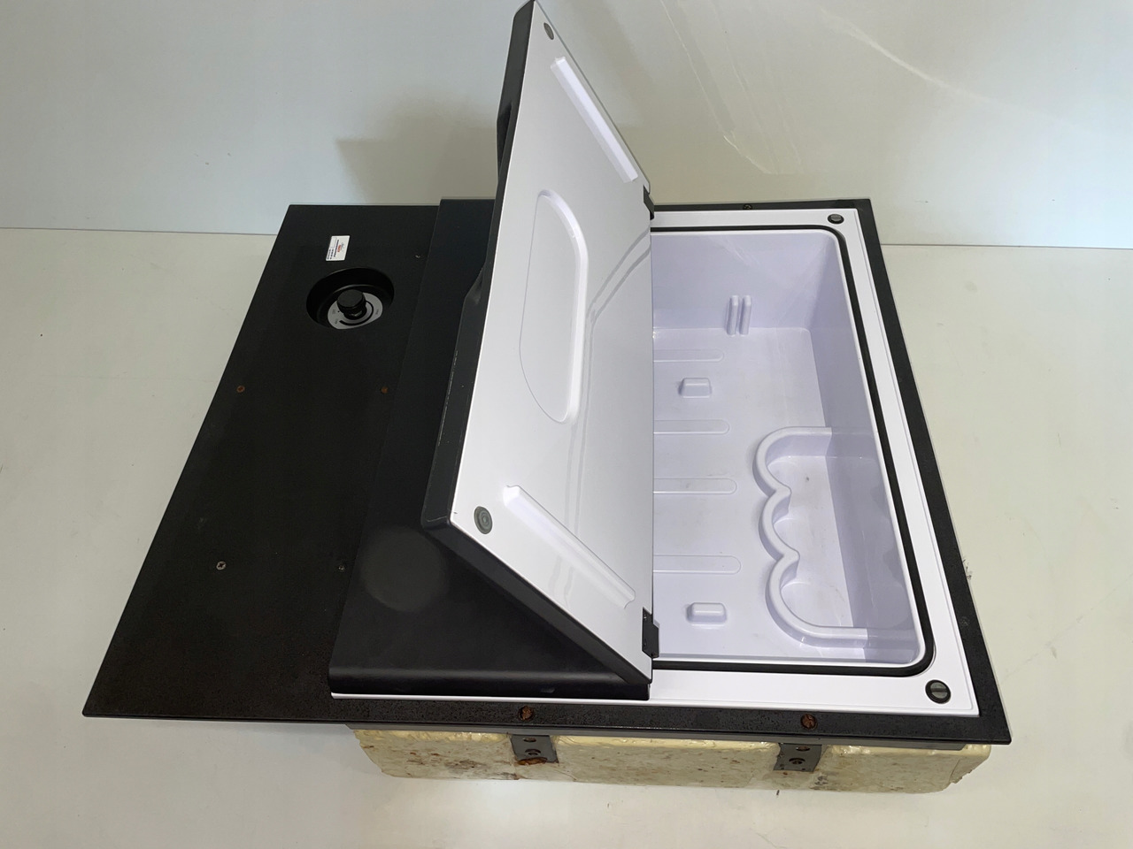 LODÓWKA RENAULT GAMA T RANGE P7484581543/2 - Кабина и интерьер для Грузовиков: фото 4 LODÓWKA RENAULT GAMA T RANGE P7484581543/2 - Кабина и интерьер для Грузовиков: фото 4