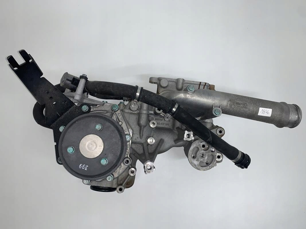 OBUDOWA POMPY WODY MAN TGX TGS EURO 6 D2676 - Помпа для Грузовиков: фото 2 OBUDOWA POMPY WODY MAN TGX TGS EURO 6 D2676 - Помпа для Грузовиков: фото 2