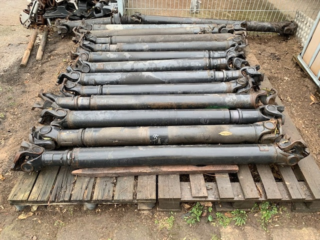 WAŁ NAPĘDOWY MAN TGA TGX TGS CENA OD 100 ZŁ - Приводный вал для Грузовиков: фото 4 WAŁ NAPĘDOWY MAN TGA TGX TGS CENA OD 100 ZŁ - Приводный вал для Грузовиков: фото 4