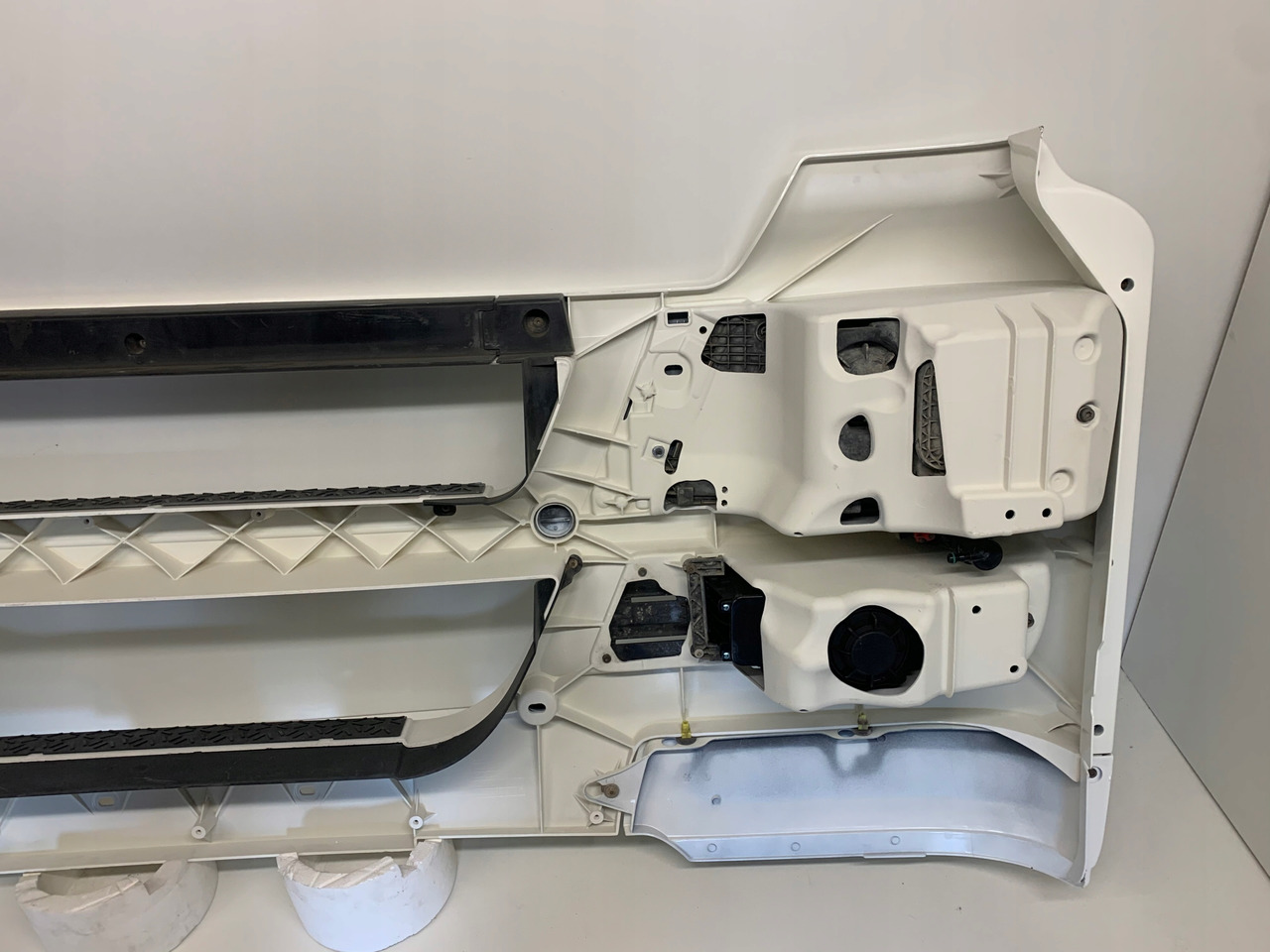 Бампер для Грузовиков ZDERZAK XENON MAN TGS: фото 8