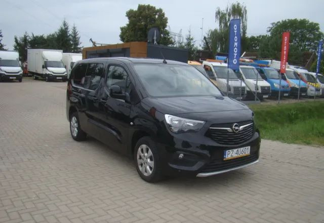 Opel COMBO 1.5D MAXI FUL OPCJA WYPOSAŻENIA - Легковой фургон: фото 4 Opel COMBO 1.5D MAXI FUL OPCJA WYPOSAŻENIA - Легковой фургон: фото 4