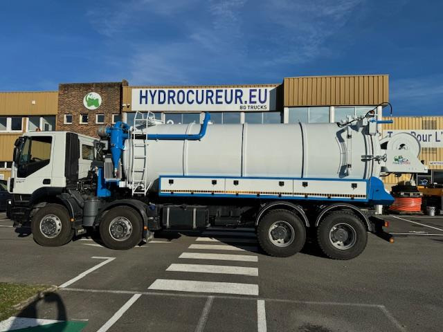 Новый Ассенизатор Iveco Trakker 410: фото 6 Новый Ассенизатор Iveco Trakker 410: фото 6