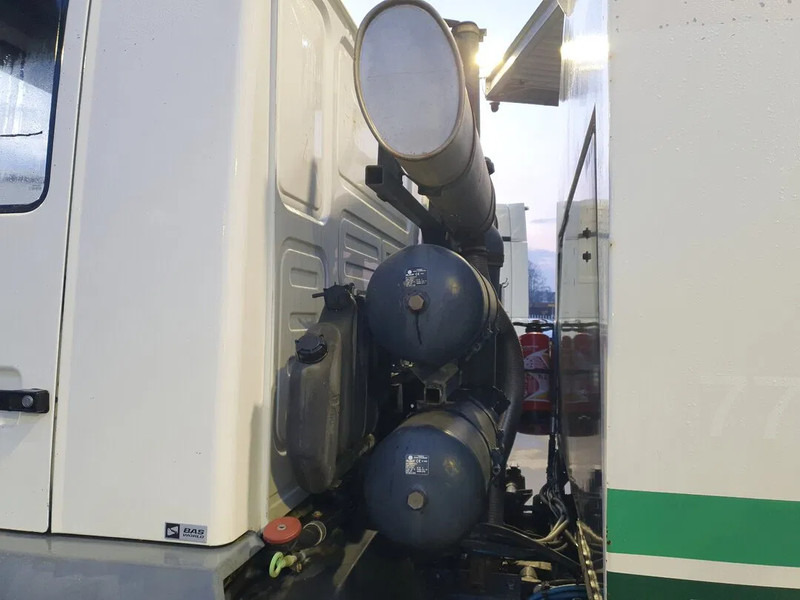 MAN LE 15.250 Eurovoirie Sweeper Manual Steelsuspension Euro 3 2007 - Подметально-уборочная машина: фото 5 MAN LE 15.250 Eurovoirie Sweeper Manual Steelsuspension Euro 3 2007 - Подметально-уборочная машина: фото 5