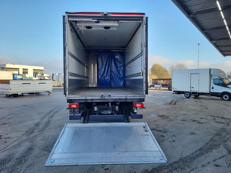 Renault T HIGH 430 - Изотермический грузовик: фото 3 Renault T HIGH 430 - Изотермический грузовик: фото 3