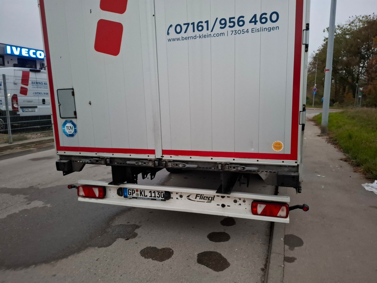 Fliegl TKF 118, Schiebeplane, Durchlader, Luft, - Тентованный прицеп: фото 5 Fliegl TKF 118, Schiebeplane, Durchlader, Luft, - Тентованный прицеп: фото 5