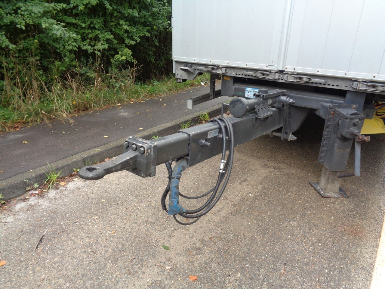 Fliegl TKF118 - Тентованный прицеп: фото 5 Fliegl TKF118 - Тентованный прицеп: фото 5