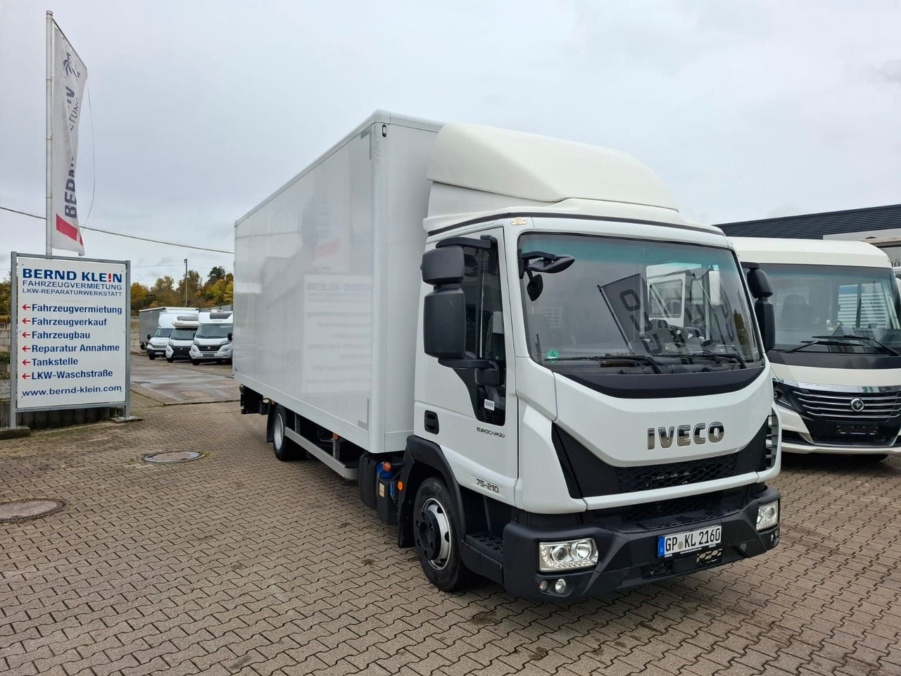 Iveco ML75-210P,LBW,Klima,Automatik,Spoiler, - Грузовик с закрытым кузовом: фото 1 Iveco ML75-210P,LBW,Klima,Automatik,Spoiler, - Грузовик с закрытым кузовом: фото 1