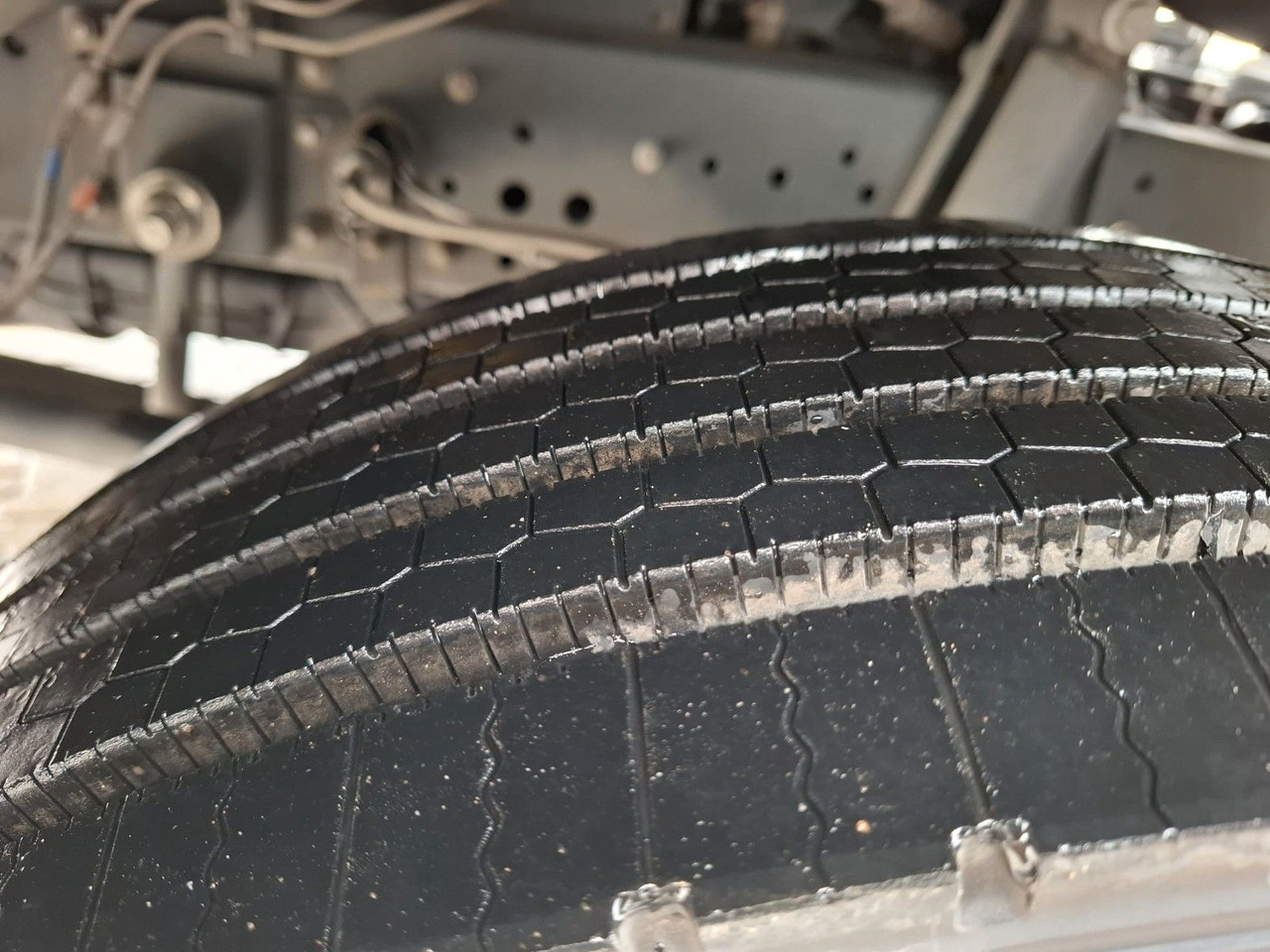 Фургон с закрытым кузовом Iveco ML80-210, FFH, Koffer, LBW, Luft,: фото 11 Фургон с закрытым кузовом Iveco ML80-210, FFH, Koffer, LBW, Luft,: фото 11