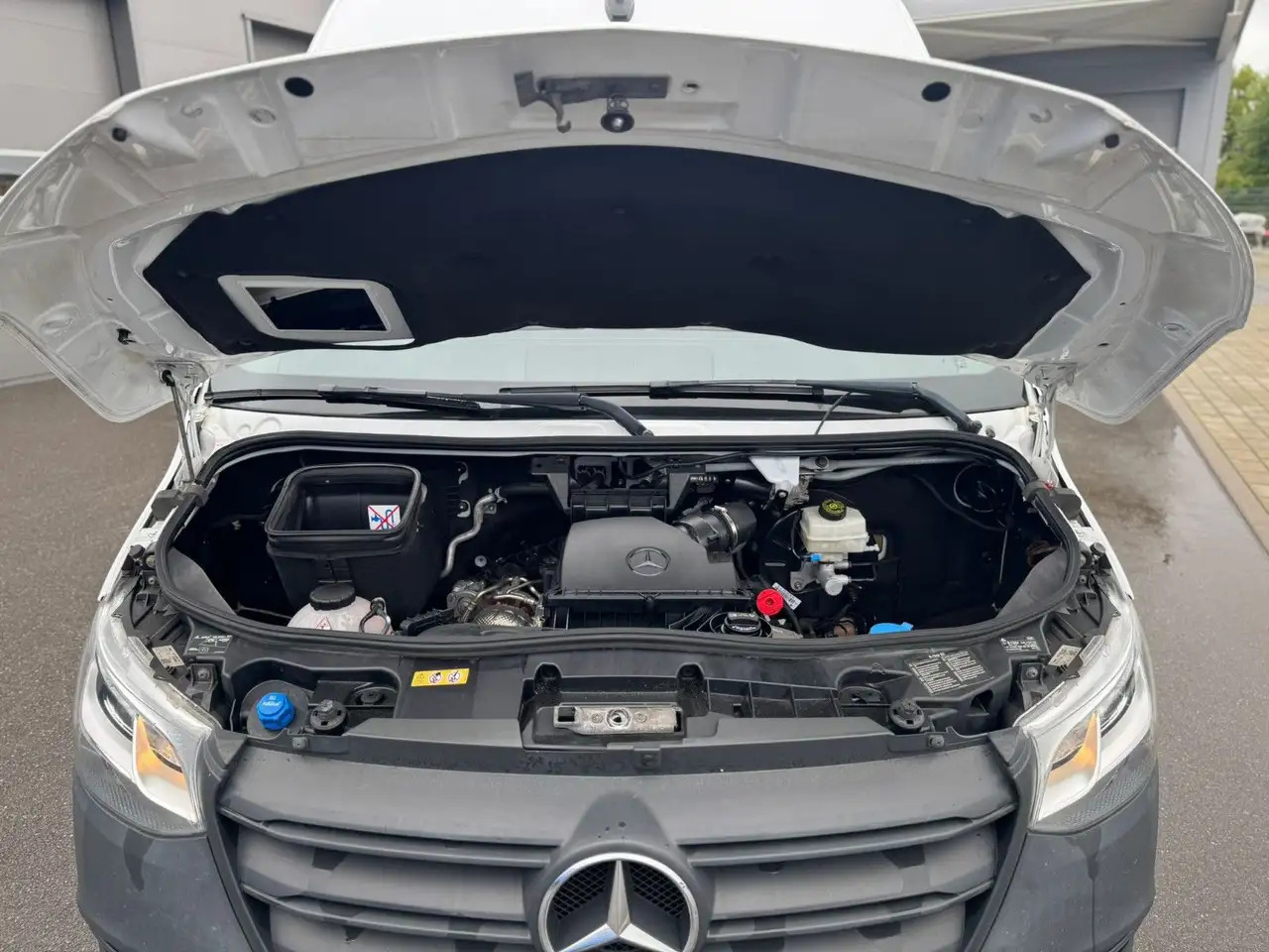 Mercedes-Benz Sprinter 317 CDI Lang Hoch Klima MBUX AHK 2,8t - Цельнометаллический фургон: фото 4 Mercedes-Benz Sprinter 317 CDI Lang Hoch Klima MBUX AHK 2,8t - Цельнометаллический фургон: фото 4