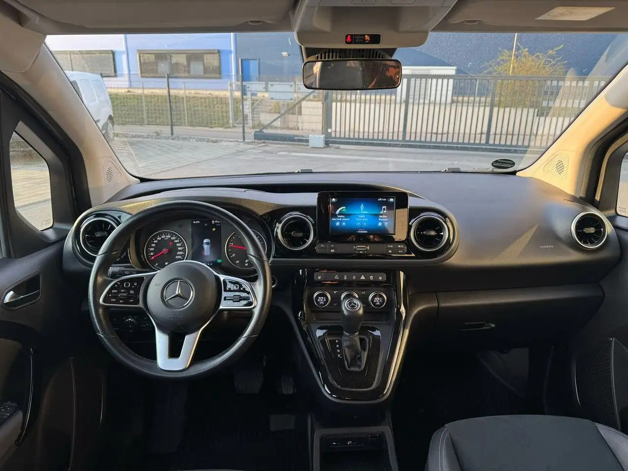 Mercedes-Benz T-Class T -Klasse 160 d standard - Легковой автомобиль: фото 4 Mercedes-Benz T-Class T -Klasse 160 d standard - Легковой автомобиль: фото 4