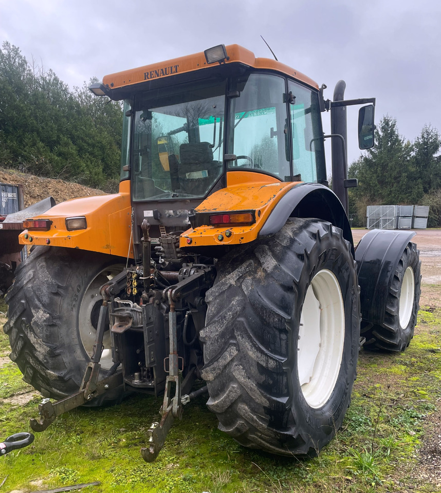 Renault 825 RZ - Трактор: фото 3 Renault 825 RZ - Трактор: фото 3