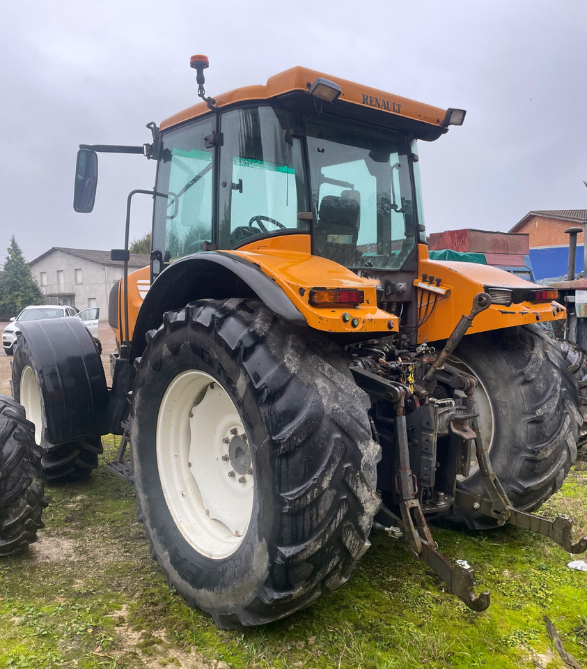 Renault 825 RZ - Трактор: фото 4 Renault 825 RZ - Трактор: фото 4