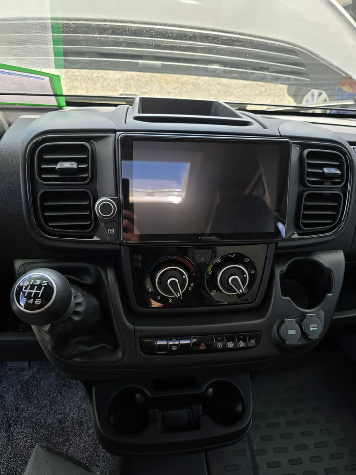 Альковный автодом Weinsberg CaraHome 550 MG Markise, AHK, LED: фото 16 Альковный автодом Weinsberg CaraHome 550 MG Markise, AHK, LED: фото 16