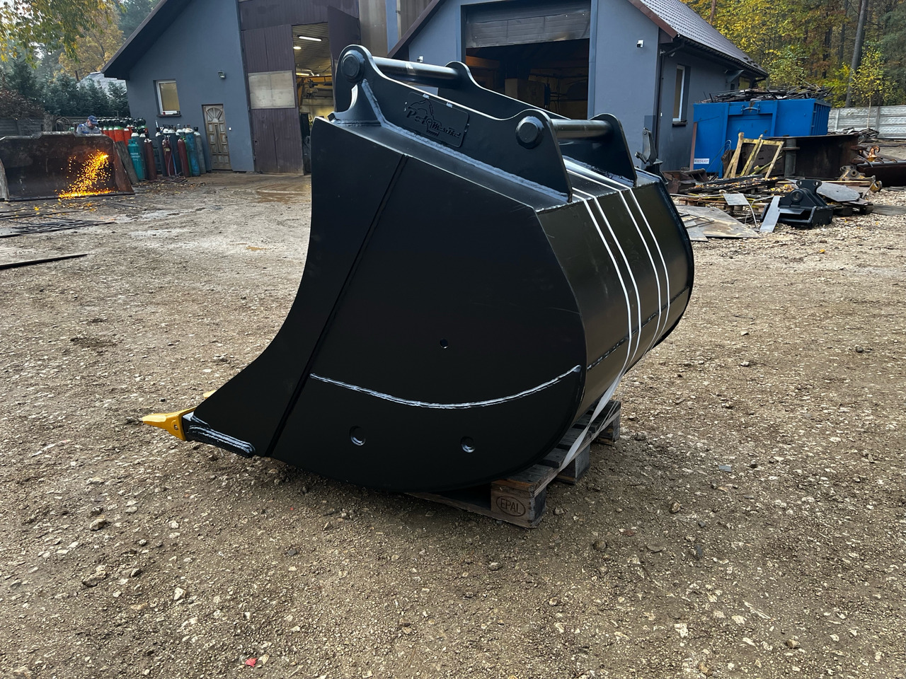 - Ковш для экскаватора для Ковшей для экскаватора: фото 4 - Ковш для экскаватора для Ковшей для экскаватора: фото 4