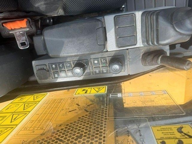 CAT 306CR - Мини-экскаватор: фото 3 CAT 306CR - Мини-экскаватор: фото 3