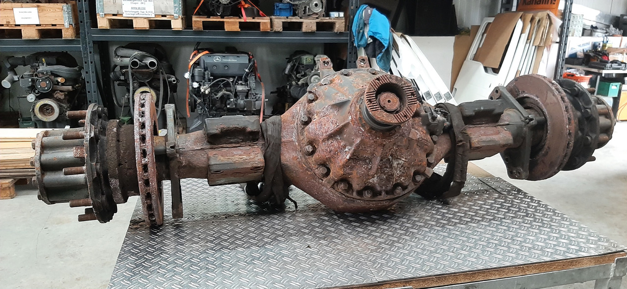 Gebrauchte DB Axor 18 - 24, Hypoidachse, 13 Tonnen, Artikel - Nr. : 81.99999 - 9999 - Задняя ось для Грузовиков: фото 4 Gebrauchte DB Axor 18 - 24, Hypoidachse, 13 Tonnen, Artikel - Nr. : 81.99999 - 9999 - Задняя ось для Грузовиков: фото 4