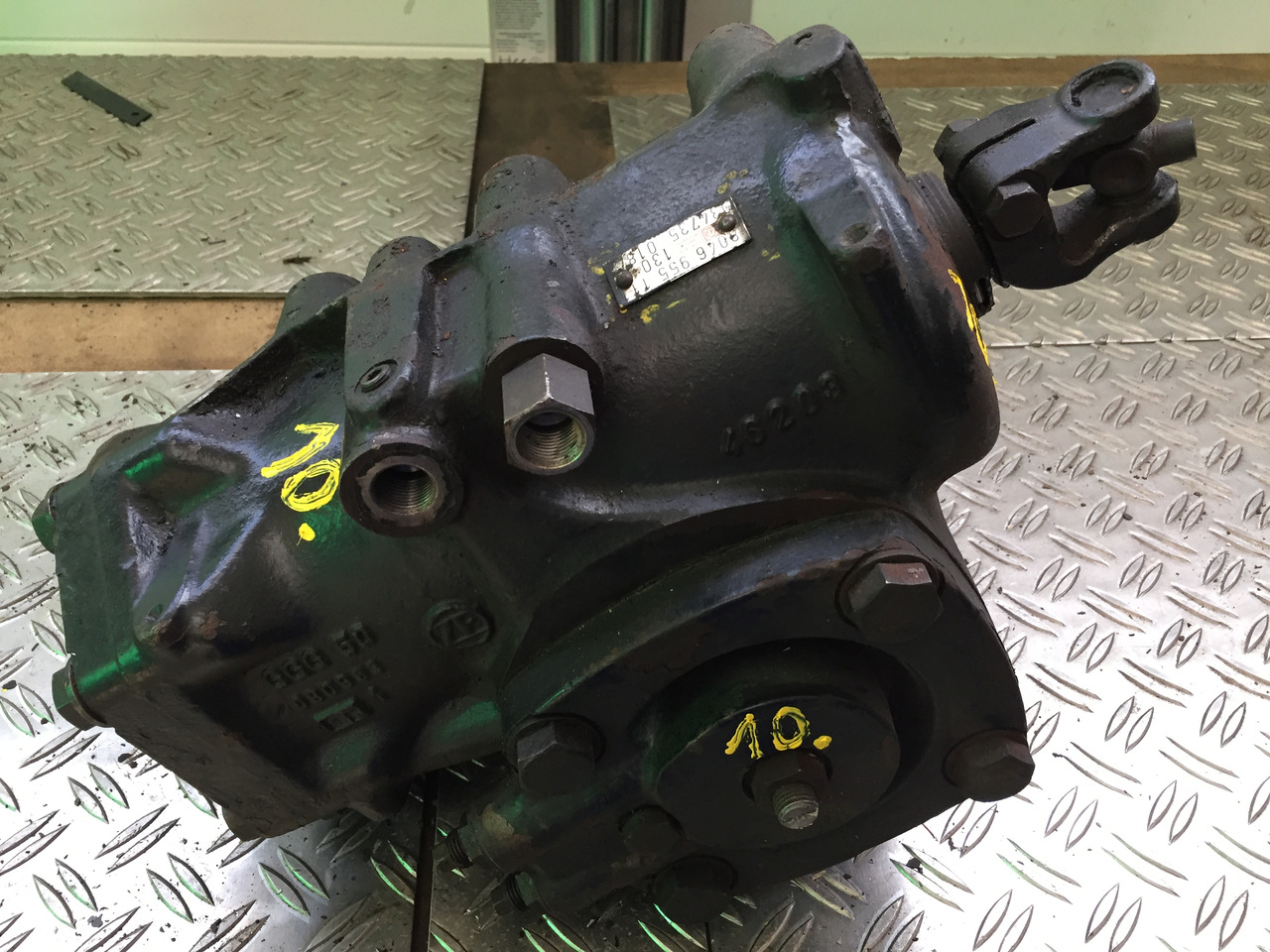 Gebrauchtes Lenkgetriebe MAN F 8, 24.291, Artikel - Nr.: 81.9999 - 9999 - Рулевой механизм для Грузовиков: фото 1 Gebrauchtes Lenkgetriebe MAN F 8, 24.291, Artikel - Nr.: 81.9999 - 9999 - Рулевой механизм для Грузовиков: фото 1