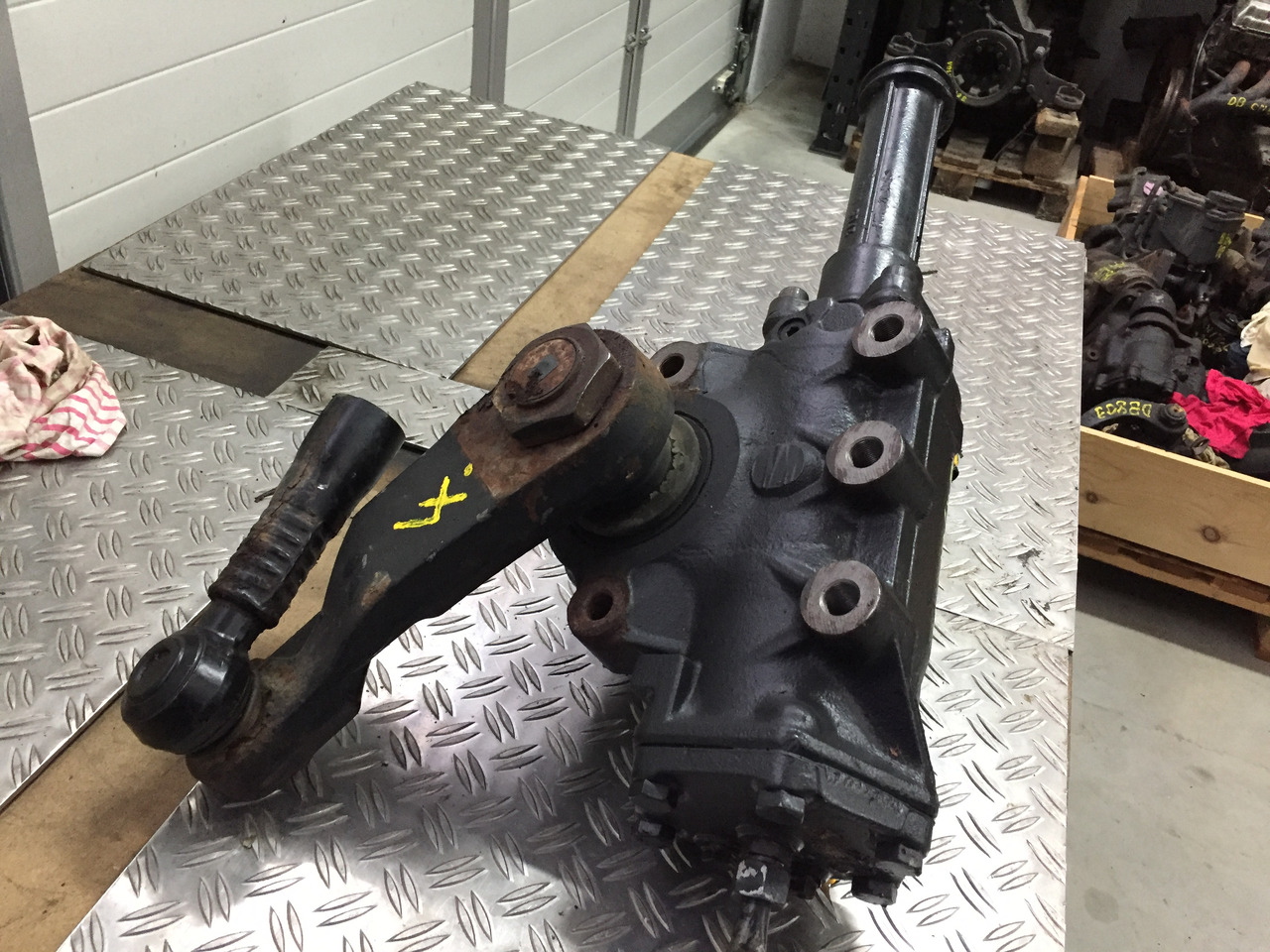 Gebrauchtes Lenkgetriebe MAN TGX 26.480 XXL, Artikel - Nr.: 81.46200 - 6541 - Рулевой механизм для Грузовиков: фото 5 Gebrauchtes Lenkgetriebe MAN TGX 26.480 XXL, Artikel - Nr.: 81.46200 - 6541 - Рулевой механизм для Грузовиков: фото 5