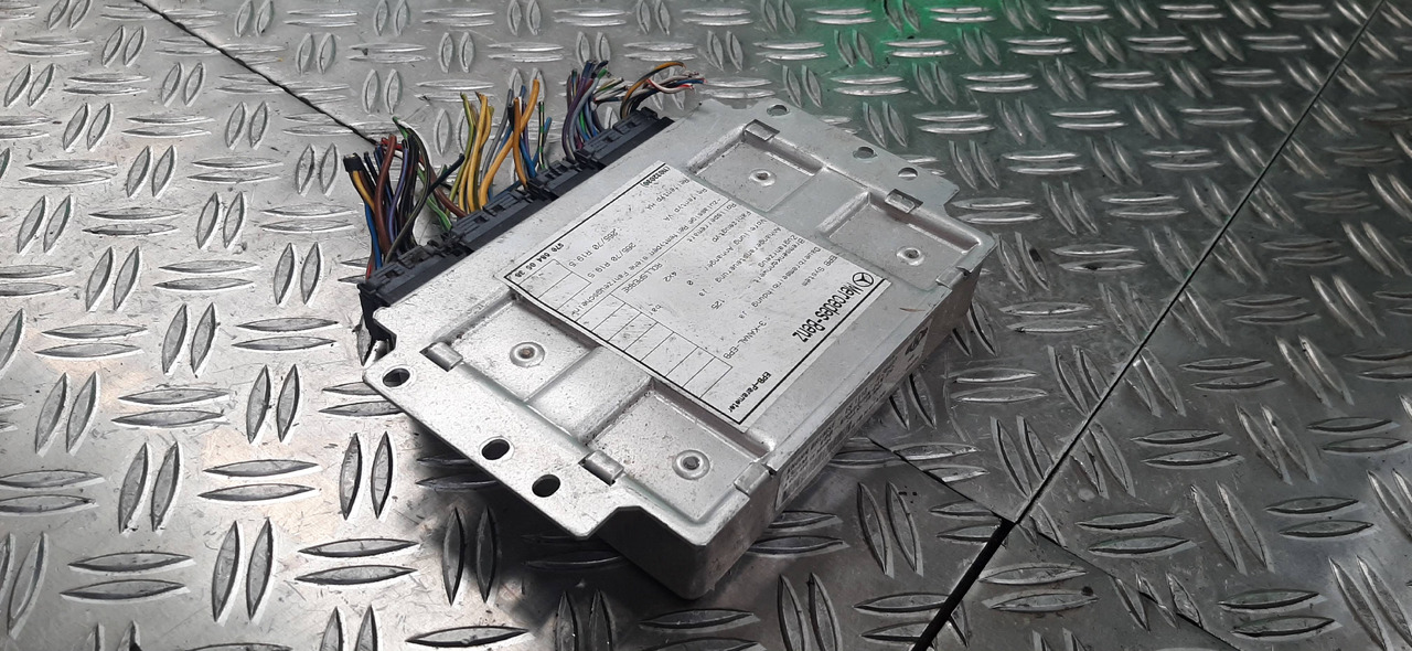 Gebrauchtes MB Knorr Bremse ES 1113 Steuergerät EPB, Artikel - Nr. : A 000 446 16 36 - Блок управления для Грузовиков: фото 2 Gebrauchtes MB Knorr Bremse ES 1113 Steuergerät EPB, Artikel - Nr. : A 000 446 16 36 - Блок управления для Грузовиков: фото 2