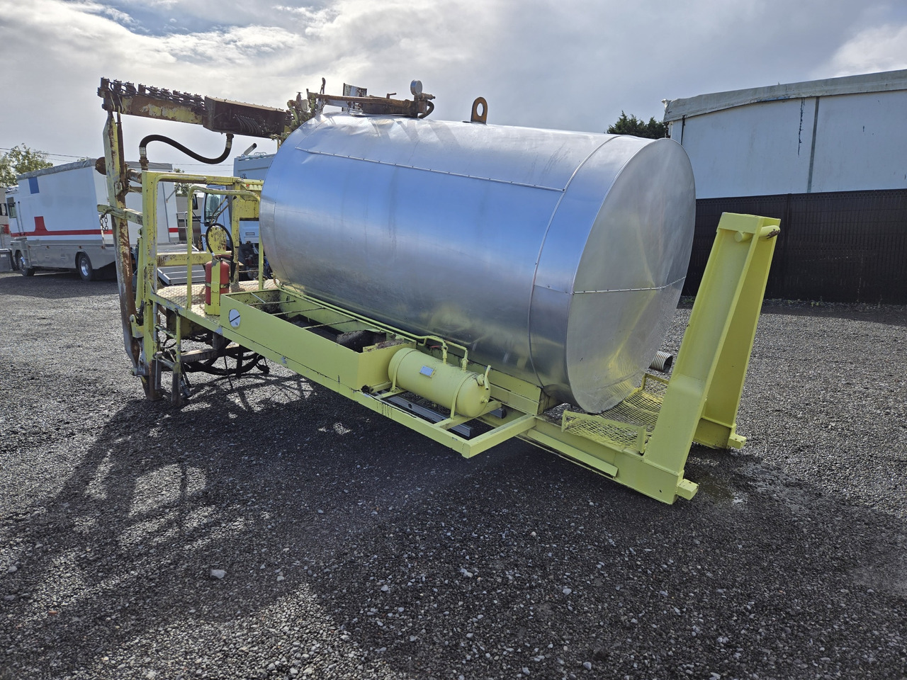 RINCHEVAL SECMAIR MAUGUIN - Гудронатор: фото 2 RINCHEVAL SECMAIR MAUGUIN - Гудронатор: фото 2