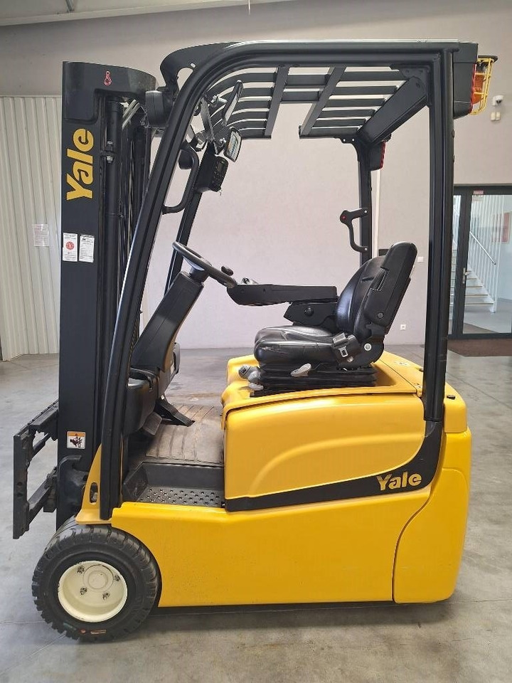 Yale ERP15VT SWB - Электропогрузчик: фото 2 Yale ERP15VT SWB - Электропогрузчик: фото 2