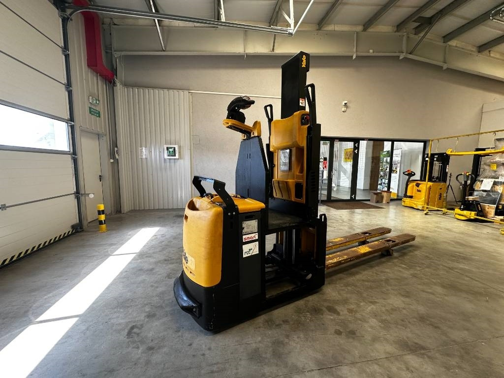 Yale MO20 - Сборщик заказов: фото 2 Yale MO20 - Сборщик заказов: фото 2