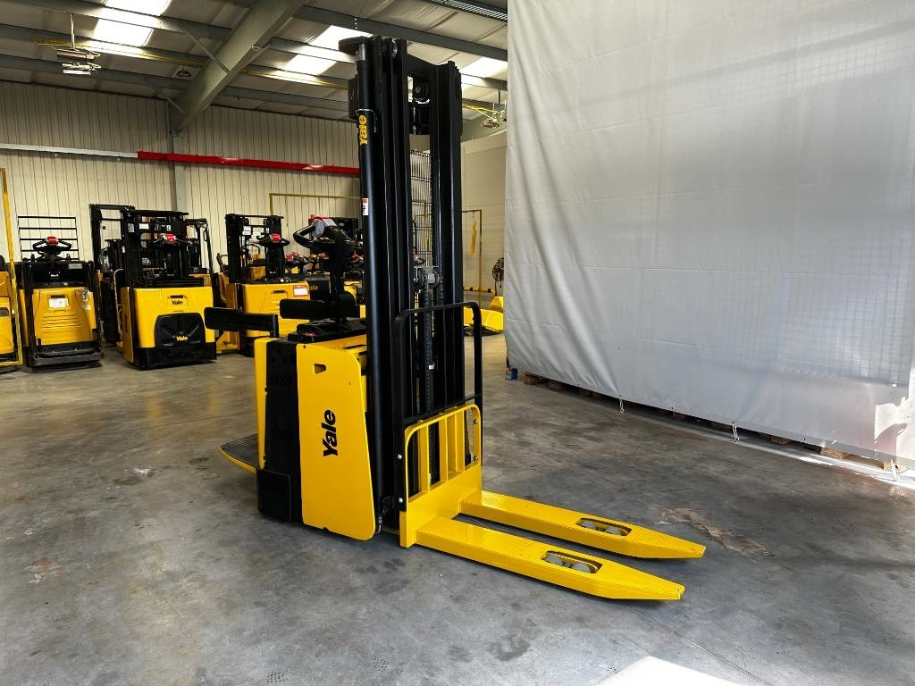 Yale MS12X - Электропогрузчик: фото 4 Yale MS12X - Электропогрузчик: фото 4