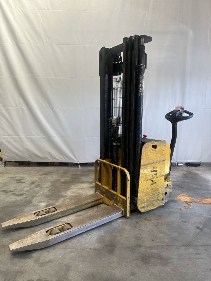 Yale ms12 - Штабелер: фото 4 Yale ms12 - Штабелер: фото 4