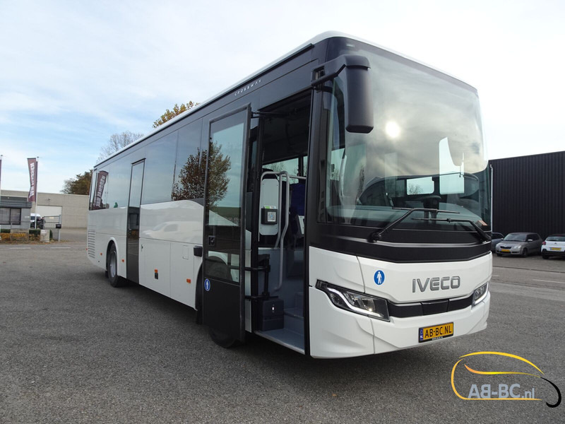 Iveco NEW 10.7 MTR Crossway 49 Seats ADAS (3 pieces) - Пригородный автобус: фото 3 Iveco NEW 10.7 MTR Crossway 49 Seats ADAS (3 pieces) - Пригородный автобус: фото 3