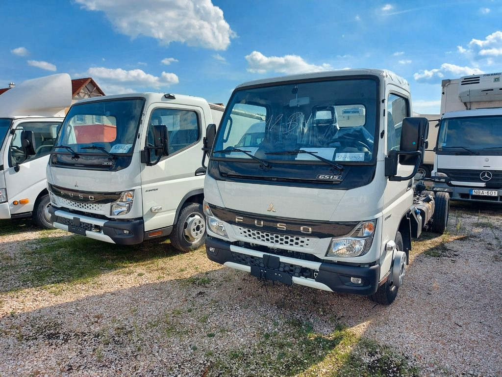 Mitsubishi Canter Fuso Fahrgestell mit wählbar Aufbau - Грузовик-шасси: фото 1 Mitsubishi Canter Fuso Fahrgestell mit wählbar Aufbau - Грузовик-шасси: фото 1
