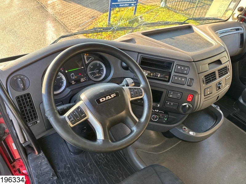 DAF XF 480 6x2, EURO 6, Combi, Dhollandia, 110 m3 - Тентованный грузовик: фото 5 DAF XF 480 6x2, EURO 6, Combi, Dhollandia, 110 m3 - Тентованный грузовик: фото 5