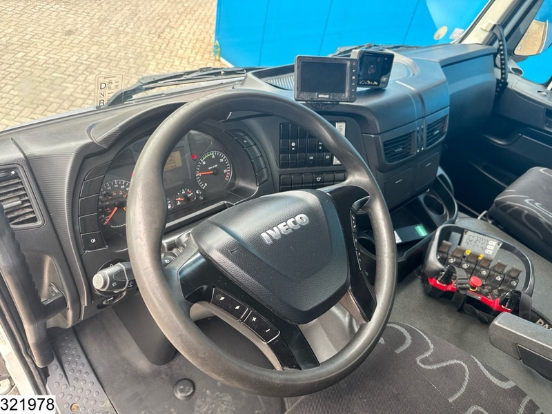Iveco Trakker 410 6X4, EURO 6, Palfinger, Retarder, Steel suspension - Грузовик бортовой/ Платформа, Автоманипулятор: фото 5 Iveco Trakker 410 6X4, EURO 6, Palfinger, Retarder, Steel suspension - Грузовик бортовой/ Платформа, Автоманипулятор: фото 5