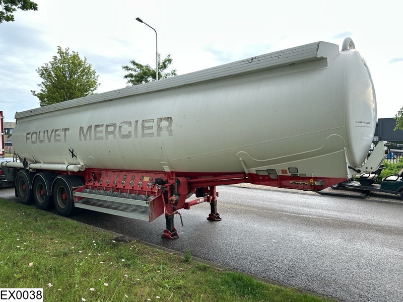 Trailor Fuel 40196 Liter, 9 Compartimenten - Полуприцеп-цистерна: фото 4 Trailor Fuel 40196 Liter, 9 Compartimenten - Полуприцеп-цистерна: фото 4