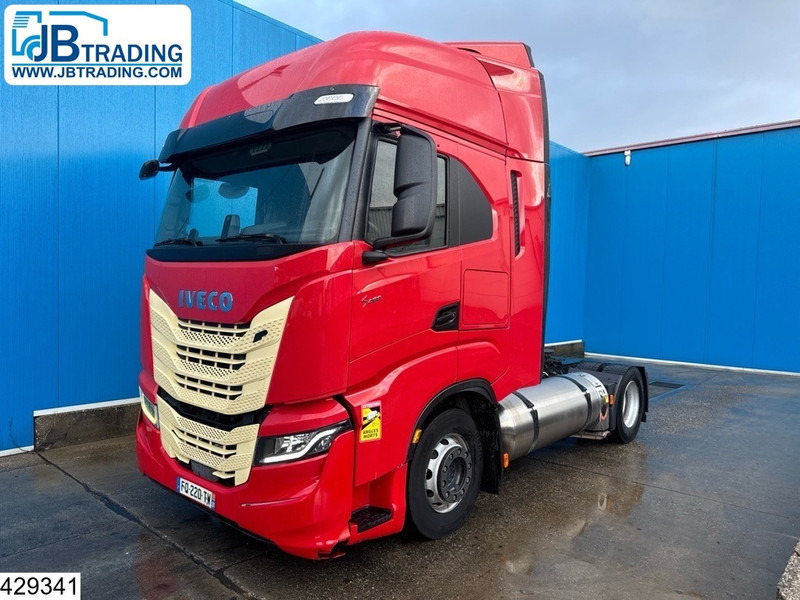 Iveco S way 460 LNG, EURO 6, Retarder - Тягач: фото 1 Iveco S way 460 LNG, EURO 6, Retarder - Тягач: фото 1