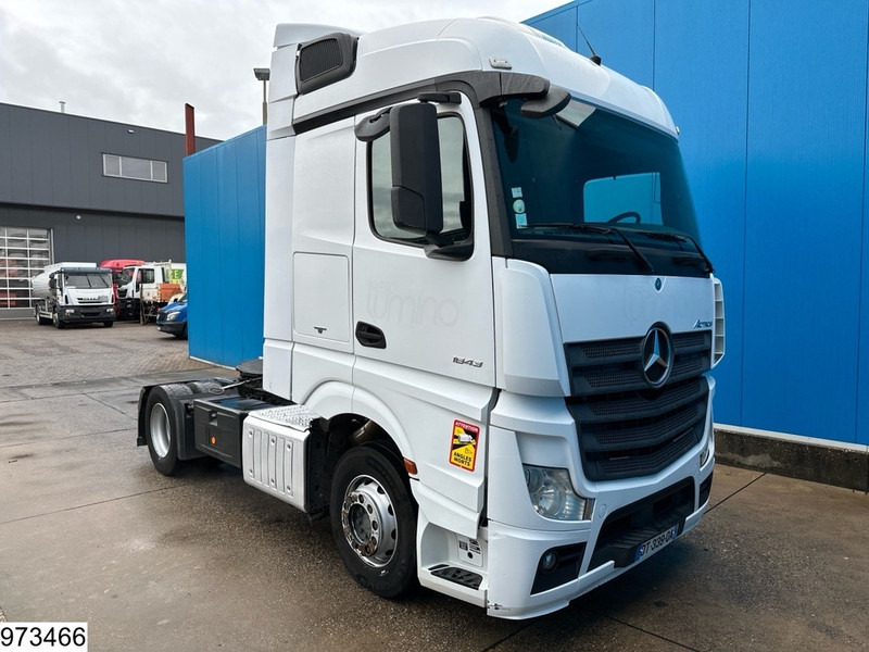 Mercedes-Benz Actros 1843 EURO 6, Retarder, Standairconditioning - Тягач: фото 3 Mercedes-Benz Actros 1843 EURO 6, Retarder, Standairconditioning - Тягач: фото 3