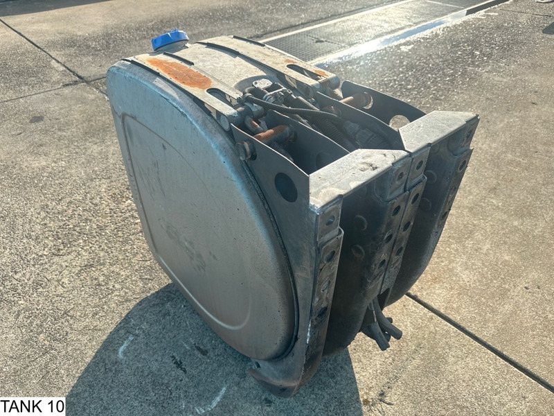 Universeel AdBlue Tank - Топливный бак: фото 4 Universeel AdBlue Tank - Топливный бак: фото 4