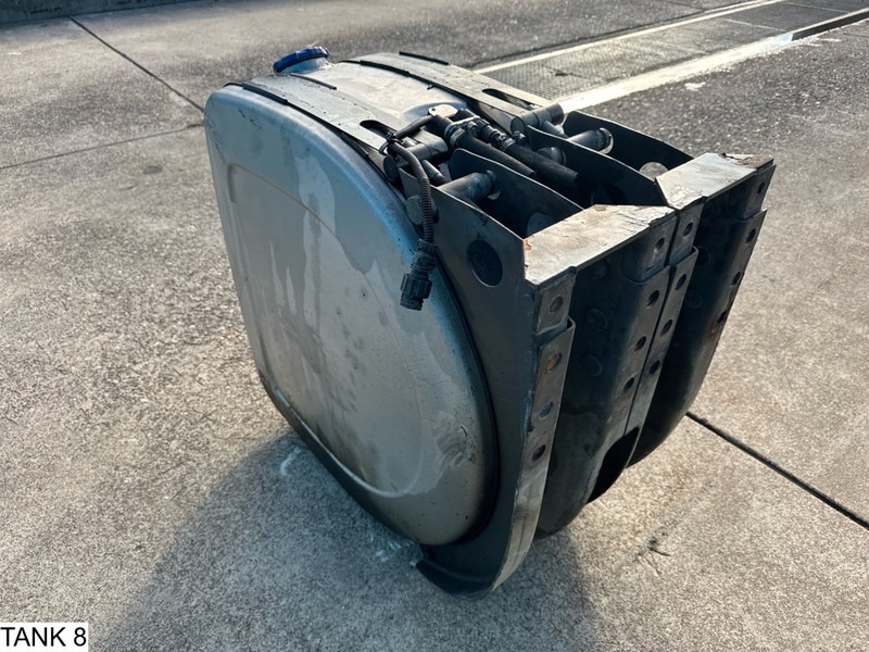 Universeel AdBlue Tank - Топливный бак: фото 4 Universeel AdBlue Tank - Топливный бак: фото 4