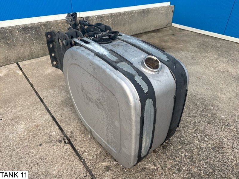 Universeel AdBlue Tank - Топливный бак: фото 3 Universeel AdBlue Tank - Топливный бак: фото 3