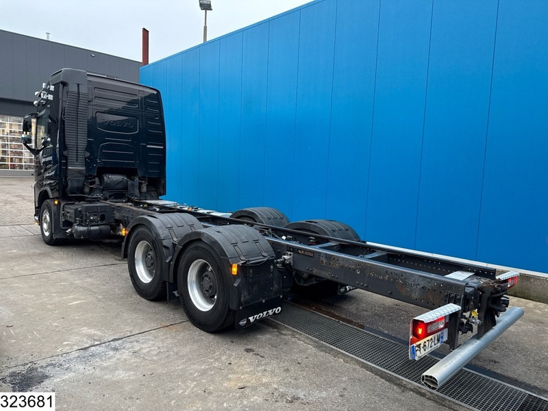 Volvo FH16 750 6X4, EURO 6, Retarder, PTO - Грузовик-шасси: фото 4 Volvo FH16 750 6X4, EURO 6, Retarder, PTO - Грузовик-шасси: фото 4