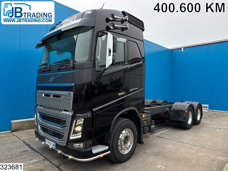 Volvo FH16 750 6X4, EURO 6, Retarder, PTO - Грузовик-шасси: фото 1 Volvo FH16 750 6X4, EURO 6, Retarder, PTO - Грузовик-шасси: фото 1