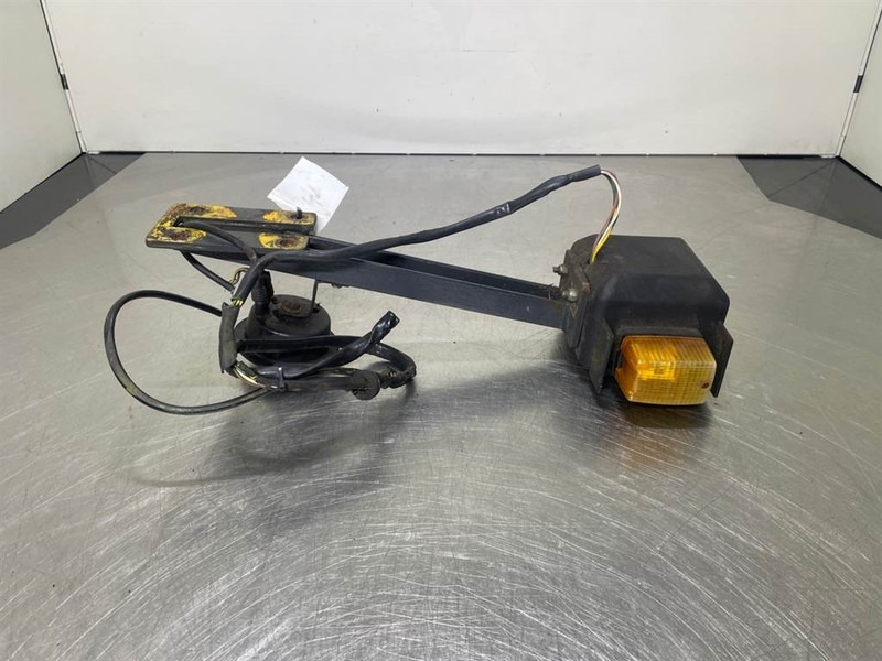 Ahlmann AZ6-4145335O/4193447A-Light/Leuchte/Verlichting - Электрическая система для Строительной техники: фото 4 Ahlmann AZ6-4145335O/4193447A-Light/Leuchte/Verlichting - Электрическая система для Строительной техники: фото 4