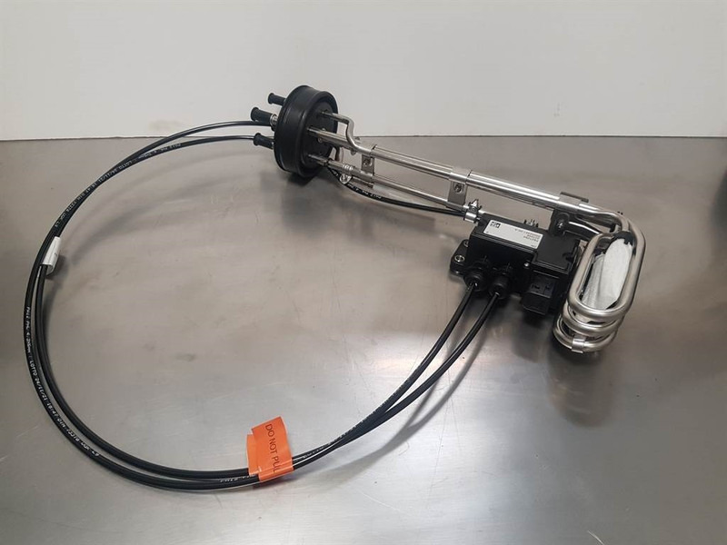 Deutz 04606710 - Sight gauge / Niveaugeber Ad blue - Рама/ Шасси для Строительной техники: фото 1 Deutz 04606710 - Sight gauge / Niveaugeber Ad blue - Рама/ Шасси для Строительной техники: фото 1