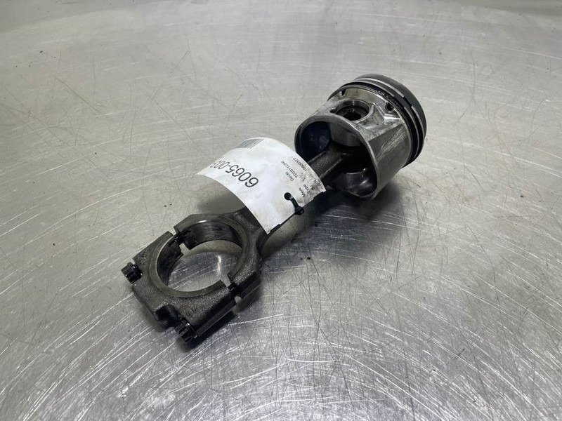 Deutz TD2011L04I - Piston/Kolben/Zuiger - Двигатель для Строительной техники: фото 4 Deutz TD2011L04I - Piston/Kolben/Zuiger - Двигатель для Строительной техники: фото 4