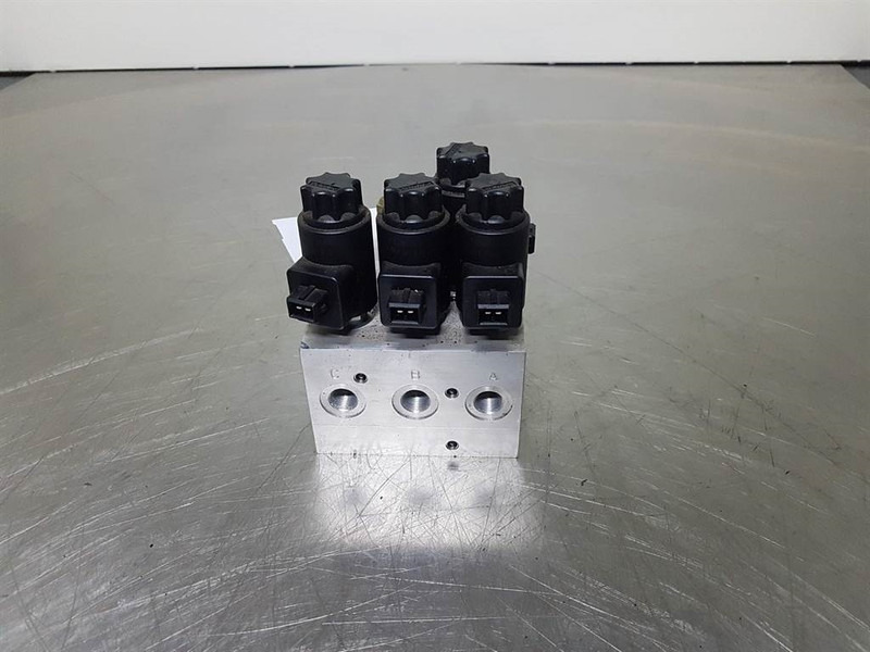 Flutec 3092166-Hydac-Valve/Ventile/Ventiel - Гидравлика для Строительной техники: фото 3 Flutec 3092166-Hydac-Valve/Ventile/Ventiel - Гидравлика для Строительной техники: фото 3