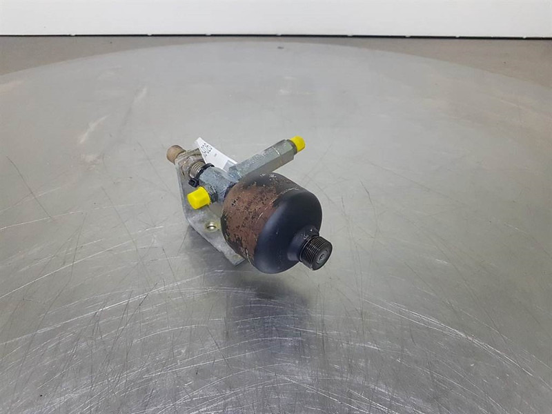 JCB 426E AGRI HT-Hydac SBO100-0,24E1/663U-Accumulator - Гидравлика для Строительной техники: фото 2 JCB 426E AGRI HT-Hydac SBO100-0,24E1/663U-Accumulator - Гидравлика для Строительной техники: фото 2